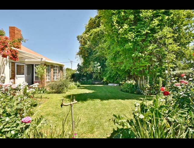 3 BEDROOM HOUSE FOR SALE IN BRAMLEY